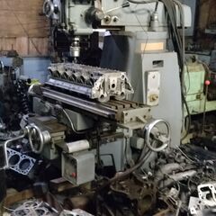 Mベンツリビルトエンジン制作販売専門工場-シリンダ-ボーリング等内燃機業務の画像