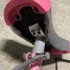 ピンクの一輪車の画像