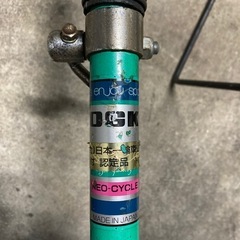 緑の一輪車の画像