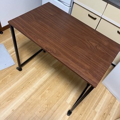 机　ネジ2本なし　