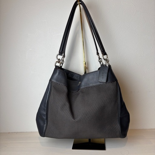 COACH エクスプローテッド トート ショルダー ロゴ金具 c206