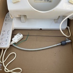 TOTOウォシュレットSBTCF6220 補高便座付き50mmタイプ エロンゲートサイズの画像