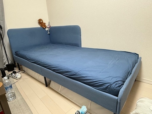 シングルベッド