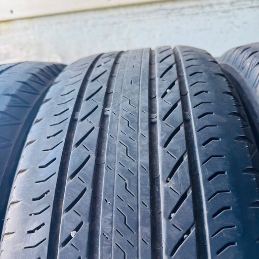 バリ山　BRIDGESTONE ブリヂストン　ブリジストン　DUELER H/L 225/60R18 夏タイヤ　2023年〜2024年