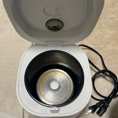炊飯器の画像