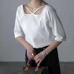 ほぼ未使用！！【Anss.me】バックオープンスクエアネックスト...