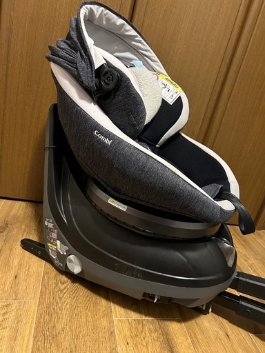 コンビ チャイルドシート