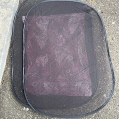 ハイエース　後部座席　小窓　網戸　4型以降