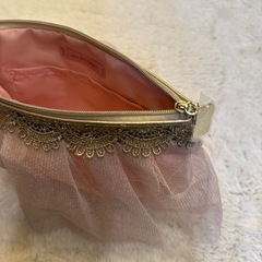 新品　ジルスチュアート　ポーチの画像