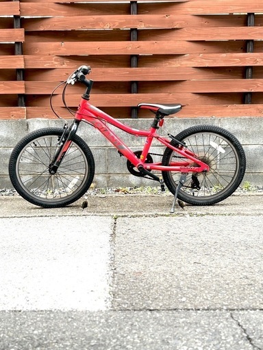 GIANT 自転車　20インチ　マウンテンバイク　赤