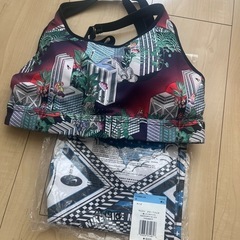 NIKE スポーツブラ、スパッツ