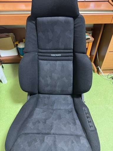 RECAROシート アルファード用？