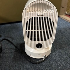 セラミックファンヒーター の画像