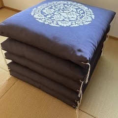 新品座布団　