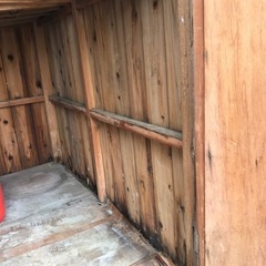 決まりました　駆逐してきている小屋を補修していただける人いませんか？の画像