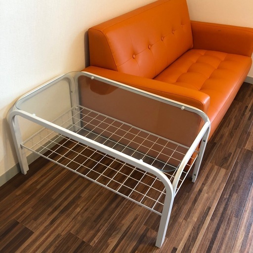 受付終了/オレンジ色 レザー風2人掛けソファー 2024 レトロ とガラス