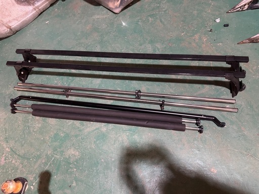 ハイエース　ルーフキャリア　車内キャリア