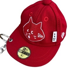 にゃー× NEW ERA キーホルダー レッド 新品タグ付き レア 廃盤の画像