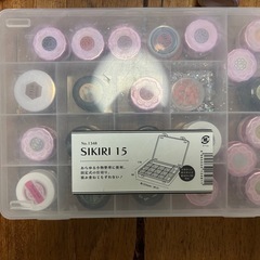 ネイルジェル(used)、ヘアケア、ホワイトニングシートなどの画像