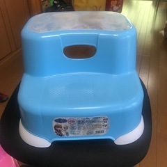 子供踏み台　　水色の画像