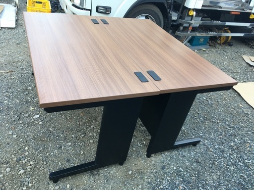 事務用デスク2個セット
