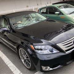レクサス　ls600hl  黒　の画像
