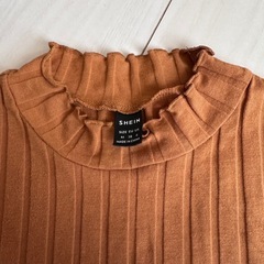 SHEIN リブ編み　ハイネッククロップドトップス　ミニ丈　シーインの画像