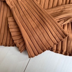 SHEIN リブ編み　ハイネッククロップドトップス　ミニ丈　シーインの画像