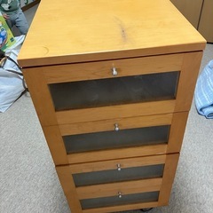 木製チェスト 4段 引き出し付きの画像