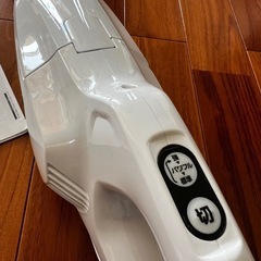 マキタ　バッテリー式掃除機（コードレス）の画像