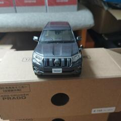 プラド　色見本ミニカー