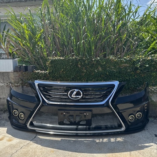 フロントバンパー