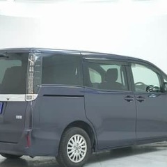 👩‍🦱👩‍🦱人気のヴォクシーハイブリッド入庫致しました🧓👩‍🦰の画像