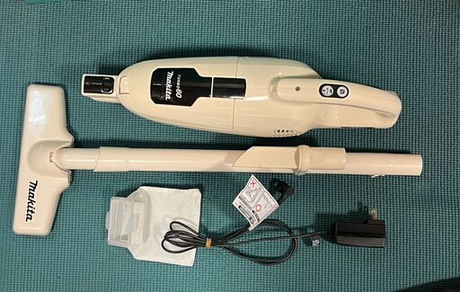 早い者勝ち マキタ充電式クリーナーCL113FD Turbo60 (39サービス) 福岡の 掃除機・クリーナー