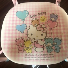 中古 幼児椅子 ピンクの画像