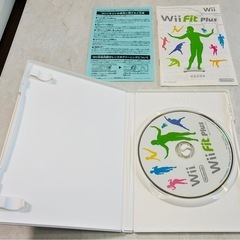 【現地受取限定】 Wii Fit Plus ソフト+バランスWiiボード+マットの画像