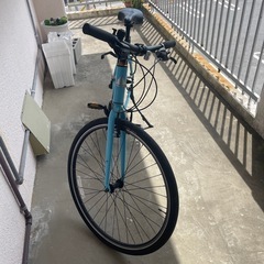 自転車　クロスバイク　の画像