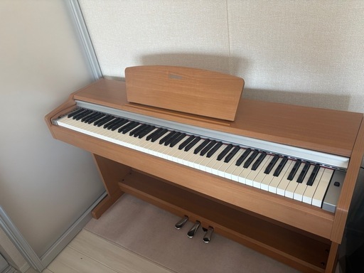 ①YAMAHA電子ピアノ YDP131-C