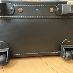 キャリーケースの画像