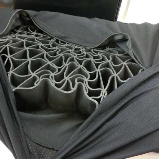 ヒツジのいらない枕② 極柔 ブラックレーベル 650×360×90/110mm 黒