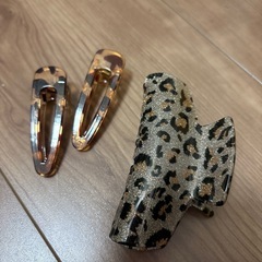 新品 ヒョウ柄 ヘアピン×3