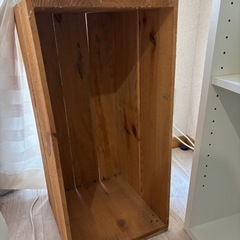 りんご箱　2箱　譲り先決まりました