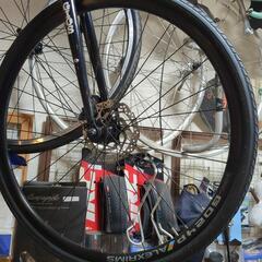 自転車ホイール修理の画像