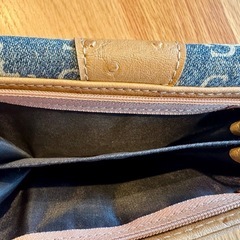 GUESS デニム 三つ折り財布の画像