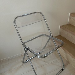 クリア折りたたみチェア　韓国風　おしゃれの画像