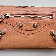 BALENCIAGA サーモンピンクレザー長財布の画像