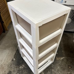 【済】【美品】キャスター付 ルームケース 4段の画像