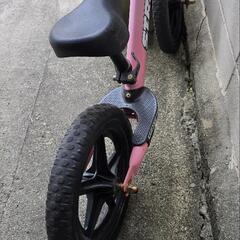 ストライダーの画像