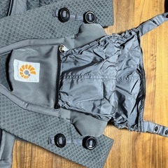 抱っこ紐　エルゴ　ブリーズの画像