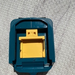 マキタ　USB用アダプタ ADP05の画像